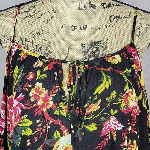 ALYTHEA Floral Cold Shoulder Blouse Medium - Picture 2 of 10